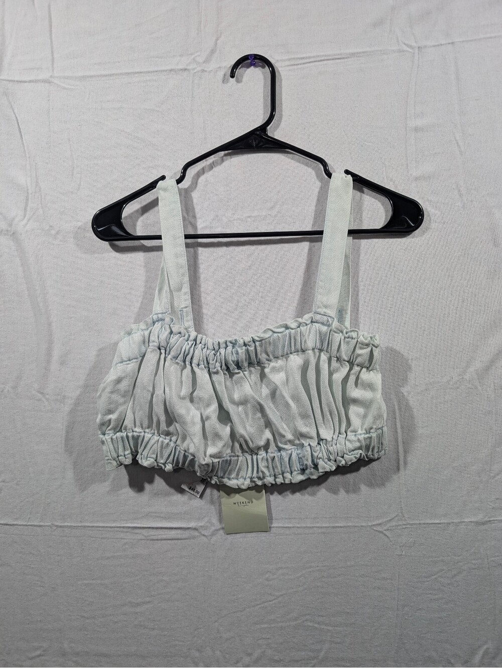 NWT WEEKEND, Lt Green, Crop Top, Size Medium
